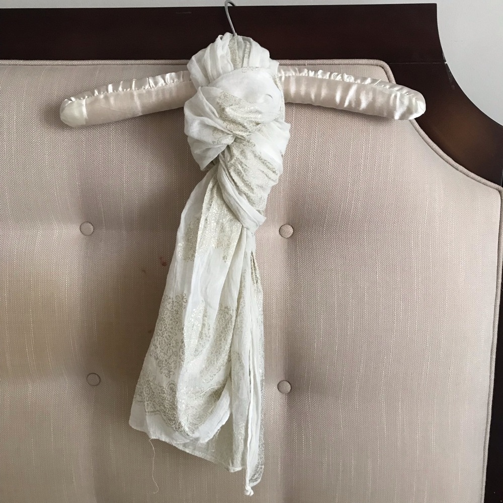 Elegant Cream and Gold Patterned  Scarf